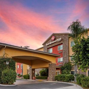 Best Western Plus Wasco Inn & Suites